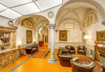 Firenze Suite has Balcony rooms