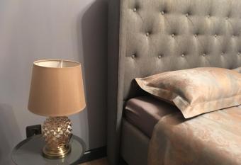 HomeArt has Balcony rooms