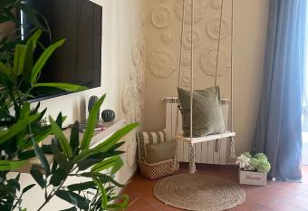 Altalena Home has Balcony rooms