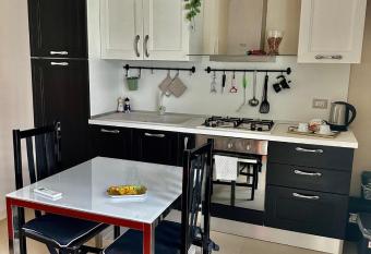 Piccolo Loft in centro Asti allows 18 year olds to book a room