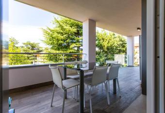 L Ospitale appartamento has Balcony rooms