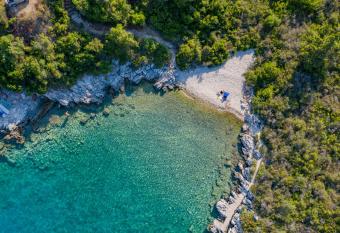 Jean Luc Villa by All About Paxos allows 18 year olds to book a room