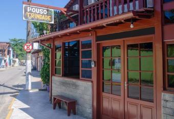 Pouso Trindade has Balcony rooms