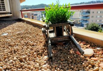 Apartament G  minis wifi parking free has Balcony rooms