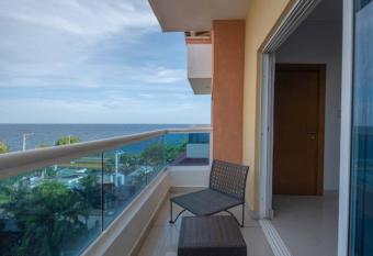 Escape Oceanview Condo Next to Av. Espa  a allows 18 year olds to book a room