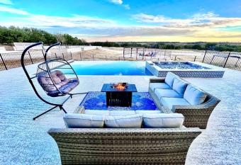 The Stables at Georgetown has Balcony rooms