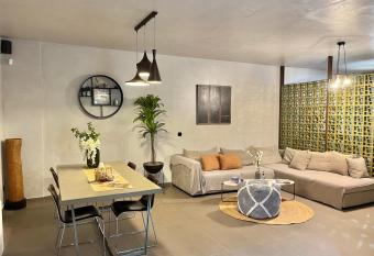 Afneios Luxury Apartment allows 18 year olds to book a room
