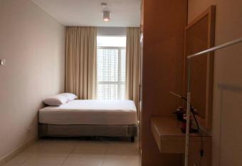 Central Park Residences (2BR - 22nd Floor) has rooms with a private hot tub