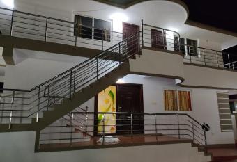 SAIBALA RESlDENCY - NEAR BOAT HOUSE has Balcony rooms
