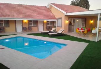 Benoni N12 Hotel has Balcony rooms