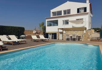 The Lighthouse Hostel Arrifana allows 18 year olds to book a room