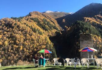 Gunter guesthous allows 18 year olds to book a room