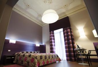 Hotel Vittoria has Balcony rooms