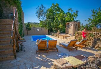 Rustical villa - Terra Arhaica has Balcony rooms