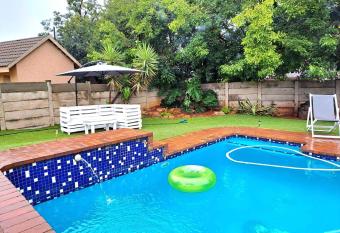 Horizon Green Guest House has Balcony rooms