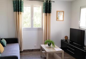 La Porte d Orange has Balcony rooms