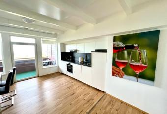 Schilcherland Lodge allows 18 year olds to book a room