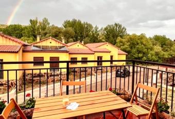 Alojamiento Rural Los Hacheros has Balcony rooms
