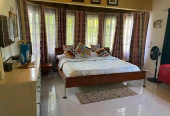 Villa Forget Me Not has Balcony rooms