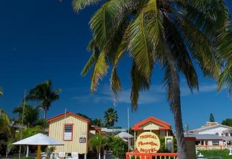 Tropical Paradise has Balcony rooms