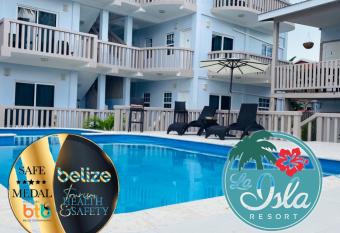 La Isla Resort has Balcony rooms