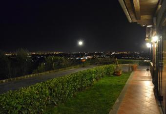 Le Due Lune has Balcony rooms