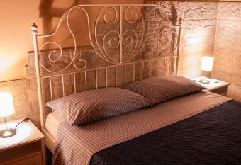 Il Gelsomineto dell Etna has Balcony rooms