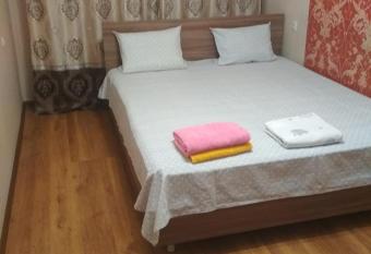 2-                                               32 has Balcony rooms