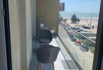 APARTAMENT MIRUNA PROMENADA has Balcony rooms