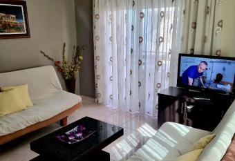 Liam s Apartment allows 18 year olds to book a room