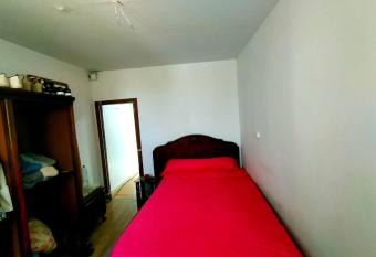 Casa en el r  o allows 18 year olds to book a room