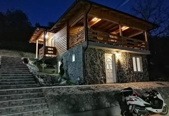 Boja zalaska 1 has Balcony rooms