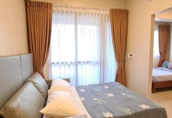 Mactan Newtown Boulevard has Balcony rooms