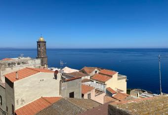 La Casa Rosa has Balcony rooms