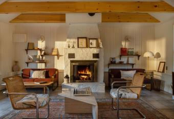 Eastwind Hotel Lake Placid has Balcony rooms