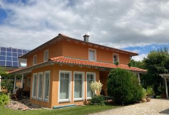 Villa Toskana Wohnung 1 has Balcony rooms