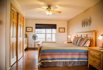 Old Man Mountain, Spacious lodge with loft Great for families, Dogs allowed has Balcony rooms