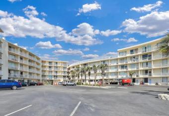 Sea Dip Resort Studios! has Balcony rooms