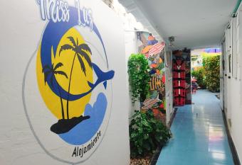 casa nativa missluz allows 18 year olds to book a room