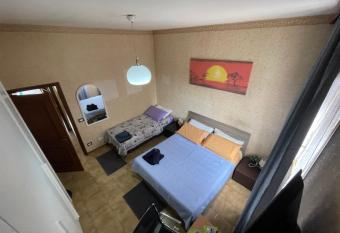 Comfortable Apartment, near the center of Modena has Balcony rooms