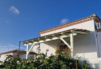 Elitsas House - comfortable holiday villa - better living with terrace and seaview has Balcony rooms