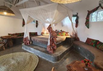 Africa Amini Homes has Balcony rooms