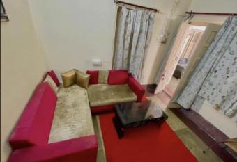 Sonika s Homestay has Balcony rooms