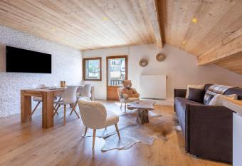 R  sidence Le Panorama - Meg  ve allows 18 year olds to book a room