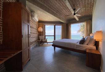 Ostel In allows 18 year olds to book a room