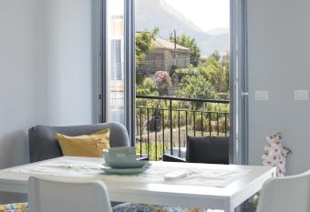 AA Residence - free private parking has Balcony rooms