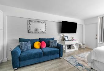 Newly Renovated Oceanfront Studio w/ Balcony - Daytona Beach has Balcony rooms