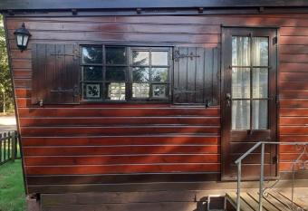 Koolmees allows 18 year olds to book a room