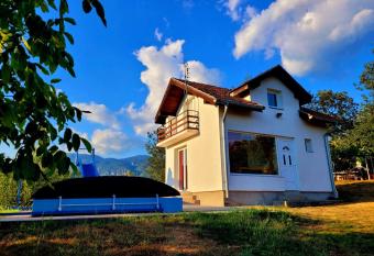 Idili  an brijeg has Balcony rooms