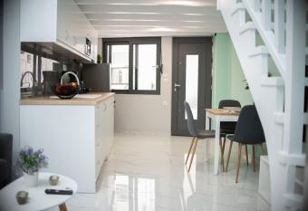 John s Minimal Loft has Balcony rooms